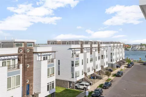 153 Beach 5th St, Far Rockaway, NY 11691
