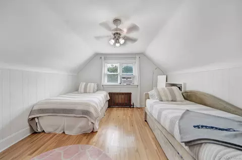 Bedroom - 19 Westmoreland Rd, Merrick, NY 11566 photo 3 of 3