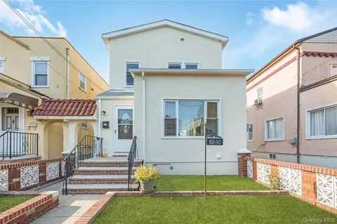 13550 234th St, New York, NY 11422