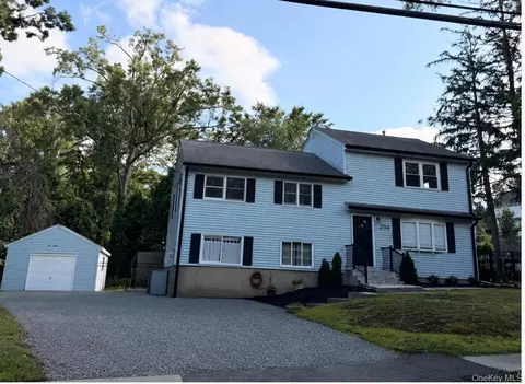 294 Orangeburg Rd, Orangetown, NY 10965