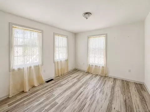 Bedroom - 25 Marina Dr, Catskill, NY 12414 photo 1 of 4