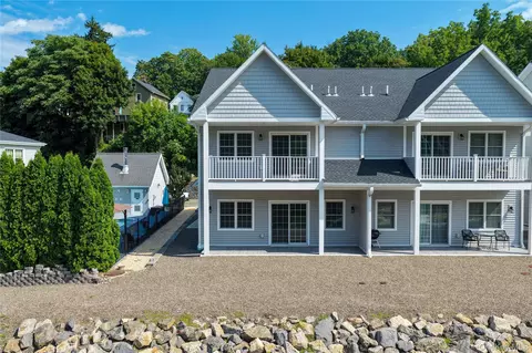 Exterior - 25 Marina Dr, Catskill, NY 12414 photo 1 of 7