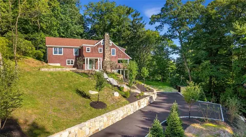 52 Mount Airy Rd, Cortlandt, NY 10520