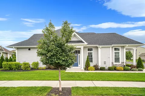 Exterior - 348 Alysweep Ln, Yaphank, NY 11980 photo 1 of 5