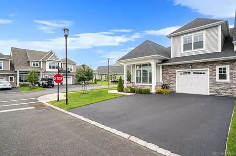 Other - 348 Alysweep Ln, Yaphank, NY 11980 photo 10 of 13
