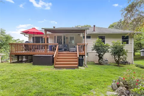 Exterior - 6 Reeback Dr, Ossining, NY 10562 photo 3 of 3