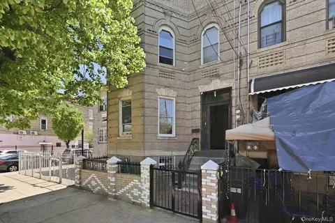 1086 Blake Ave, Brooklyn, NY 11208