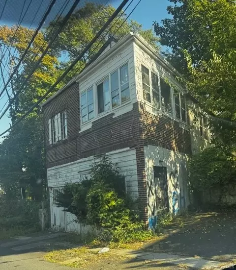 381 5th Ave, New Rochelle, NY 10801