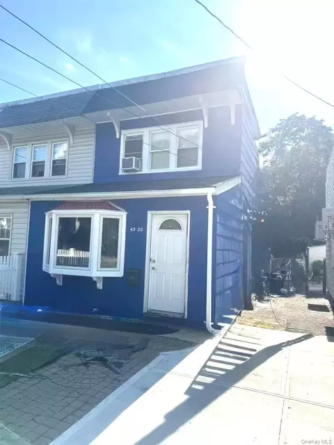 4320 247th St, New York, NY 11363