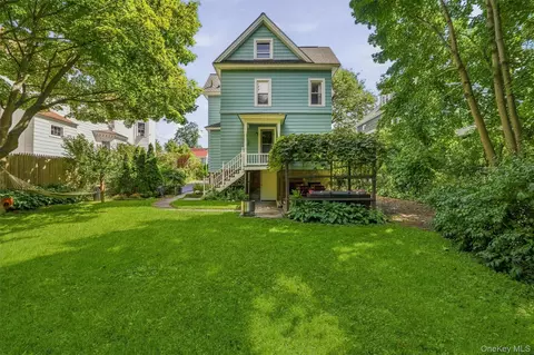 Exterior - 308 Nelson Ave, Peekskill, NY 10566 photo 5 of 11