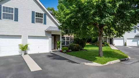 327 Medea Way, Central Islip, NY 11722