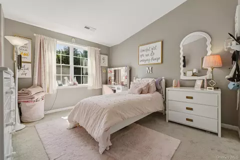 Bedroom - 1116 Cold Spring Rd, Fishkill, NY 12524 photo 4 of 5