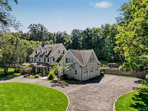 6 Briscoe Rd, Lewisboro, NY 10590