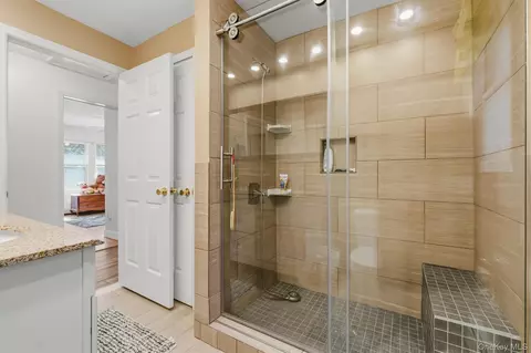 Bath - 47 Stringham Rd, La Grange, NY 12603 photo 4 of 5