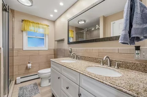 Bath - 47 Stringham Rd, La Grange, NY 12603 photo 3 of 5
