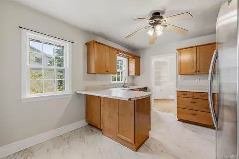 Kitchen - 107 E Cedar St, Poughkeepsie, NY 12601 photo 5 of 6