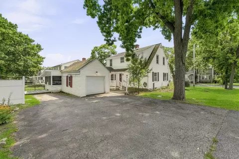 Exterior - 107 E Cedar St, Poughkeepsie, NY 12601 photo 15 of 16