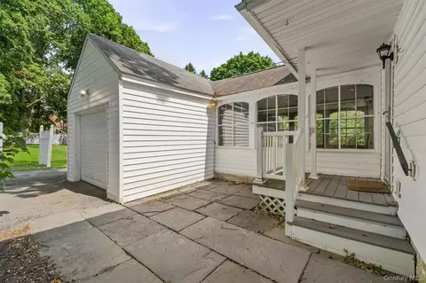 Exterior - 107 E Cedar St, Poughkeepsie, NY 12601 photo 12 of 16