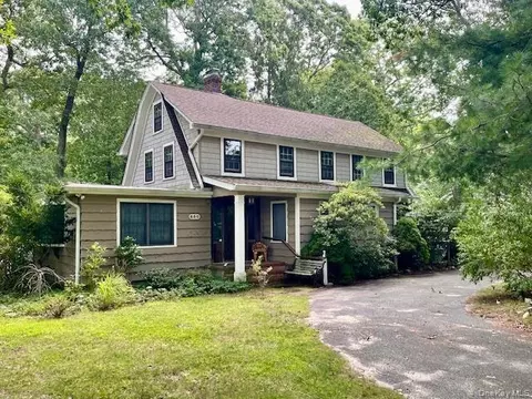 650 Grove Dr, Southold, NY 11971