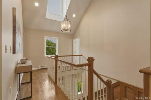 Entry Way - 79 Millbrook Rd, Wallkill, NY 12589 photo 3 of 4