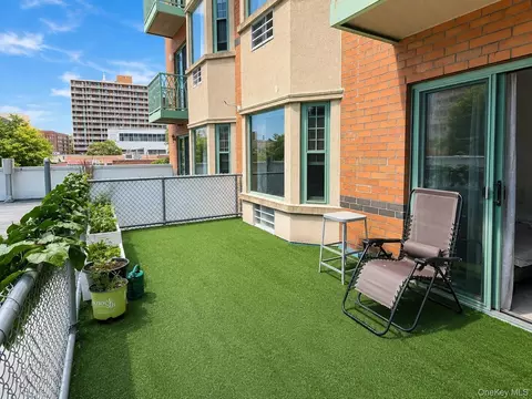 134-43 Maple Ave #2B, New York, NY 11355 photo 4