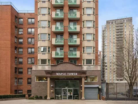 134-43 Maple Ave #2B, New York, NY 11355 photo 2
