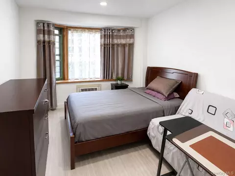 134-43 Maple Ave #2B, New York, NY 11355 photo 5