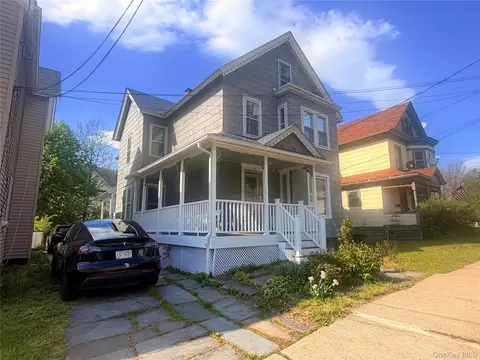 42 Sussex St, Port Jervis, NY 12771