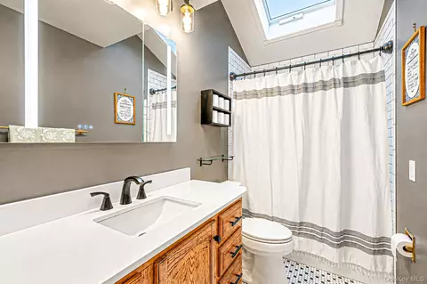 Bath - 6 North Ave, Smithtown, NY 11787 photo 2 of 2