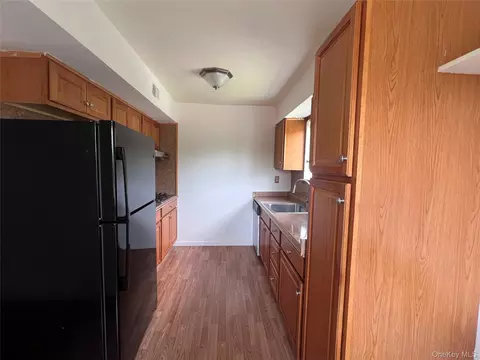 Kitchen - 26 Cooper #403, Poughkeepsie, NY 12603 photo 1 of 1