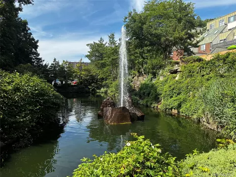 2 Fountain Ln #1L, Greenburgh, NY 10583