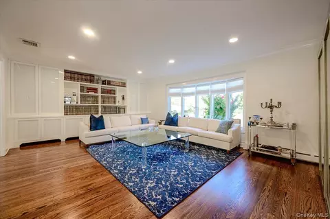 Other - 85 Suffolk Blvd, Atlantic Beach, NY 11509 photo 2 of 11