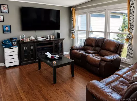 Living - 16 Exeter Rd, Poughkeepsie, NY 12603 photo 1 of 1