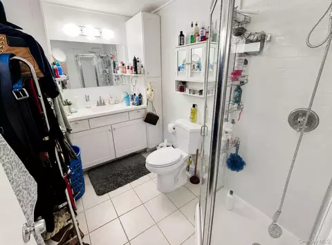 Bath - 16 Exeter Rd, Poughkeepsie, NY 12603 photo 1 of 3
