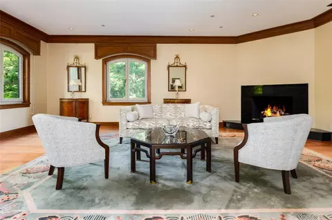 Living - 7 Rockledge Rd, Rye, NY 10580 photo 2 of 4