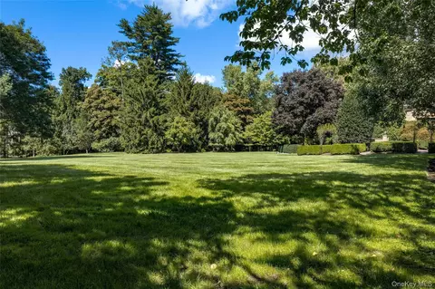 Exterior - 7 Rockledge Rd, Rye, NY 10580 photo 12 of 12