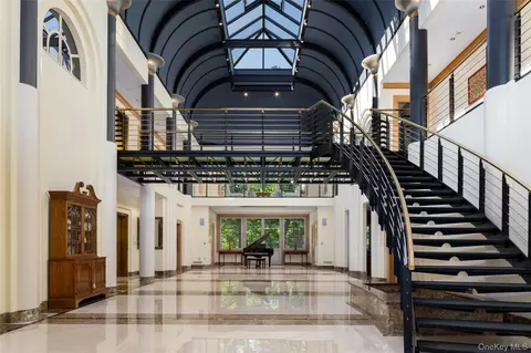 Entry Way - 7 Rockledge Rd, Rye, NY 10580 photo 1 of 4
