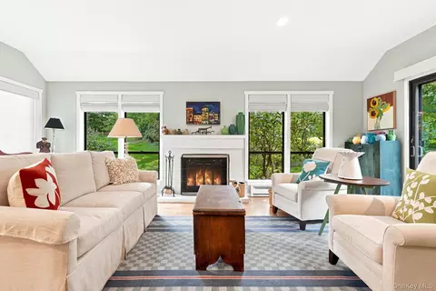 370 Heritage Hls #A, Somers, NY 10589
