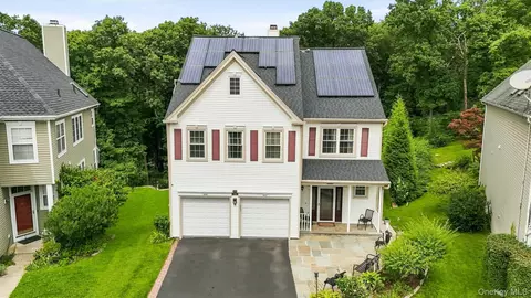 Exterior - 26 Scofield Ct, Peekskill, NY 10566 photo 10 of 11