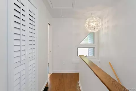 Entry Way - 3 Davids Ln, Ossining, NY 10562 photo 2 of 2