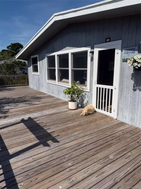 Exterior - 20 Spindrift Walk, Patchogue, NY 11772 photo 2 of 3