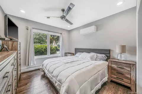 Bedroom - 101 Highland Ave, Patchogue, NY 11772 photo 1 of 2