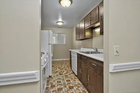 Other - 902 Commons Way #D, Fishkill, NY 12524 photo 6 of 12