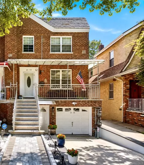 2110 Tomlinson Ave, New York, NY 10461
