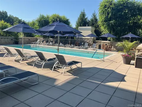 427 Trump Park, Yorktown, NY 10588