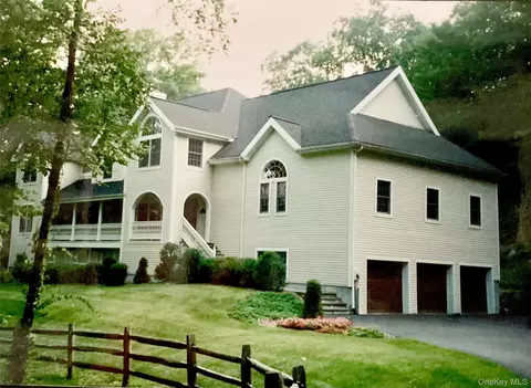 11 Smith Farm Rd, Bedford, NY 10506