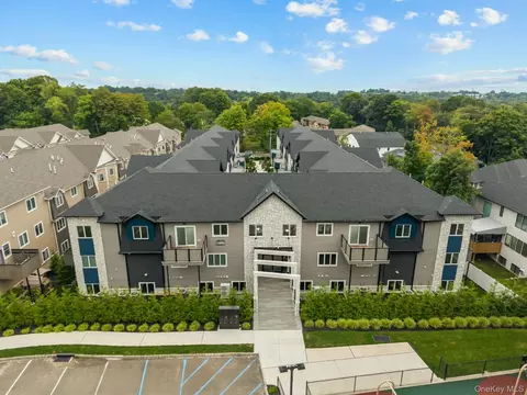 5205 Corner St, Ramapo, NY 10977