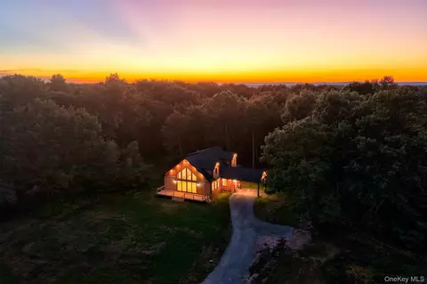 184 Mahls Pond Rd, Tusten, NY 12764