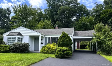 61 N Magnolia St, Orangetown, NY 10965