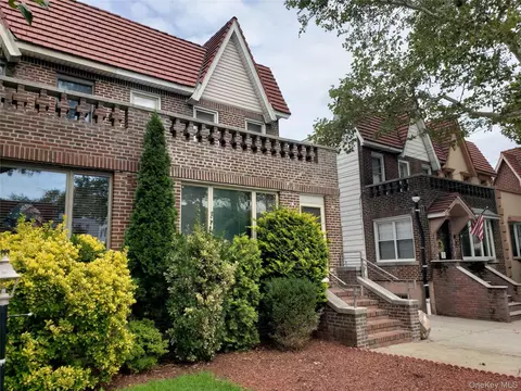 87-37 Union Tpke, New York, NY 11385